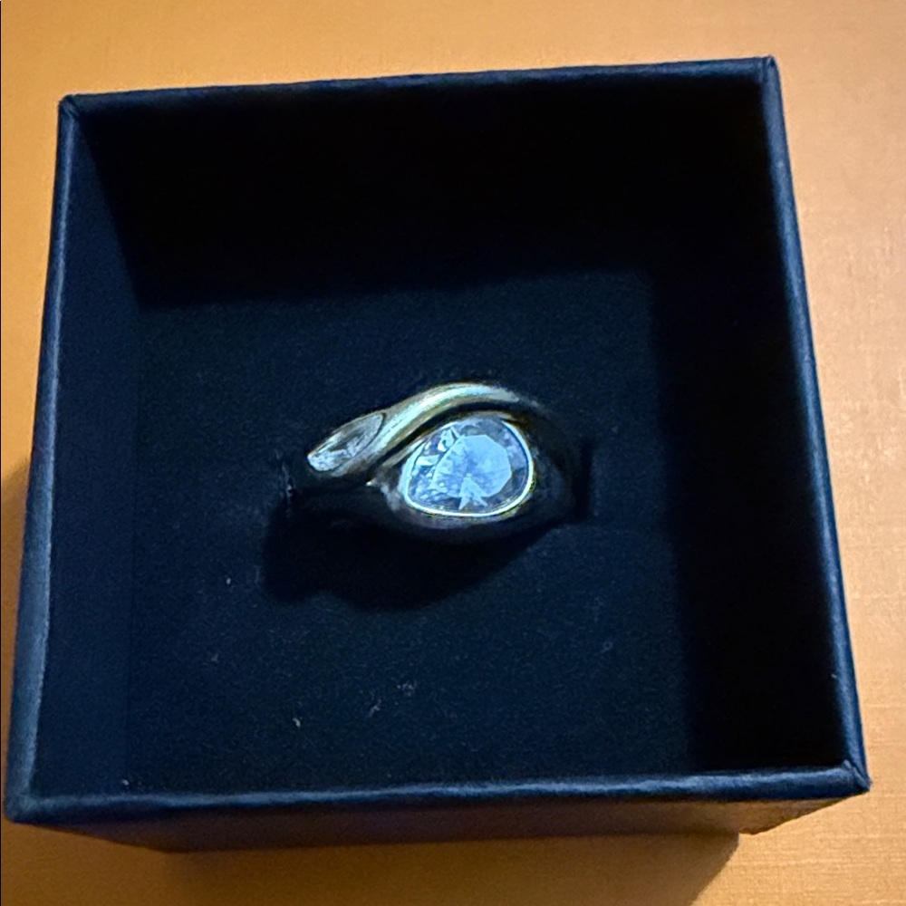 Unique Silver and Gold Women's Ring with Multiple Ways to Wear